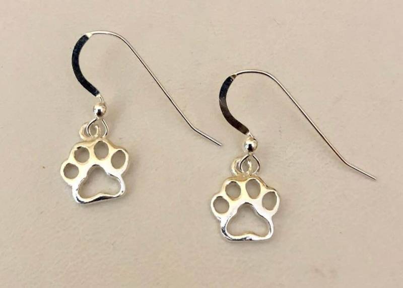 Welpen Pfoten Sterling Silber Ohrringe 365 von SandyNationJewelry