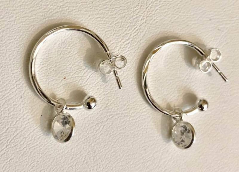 sterling Silber Creolen Mit Cz Drop Charms 462 von SandyNationJewelry