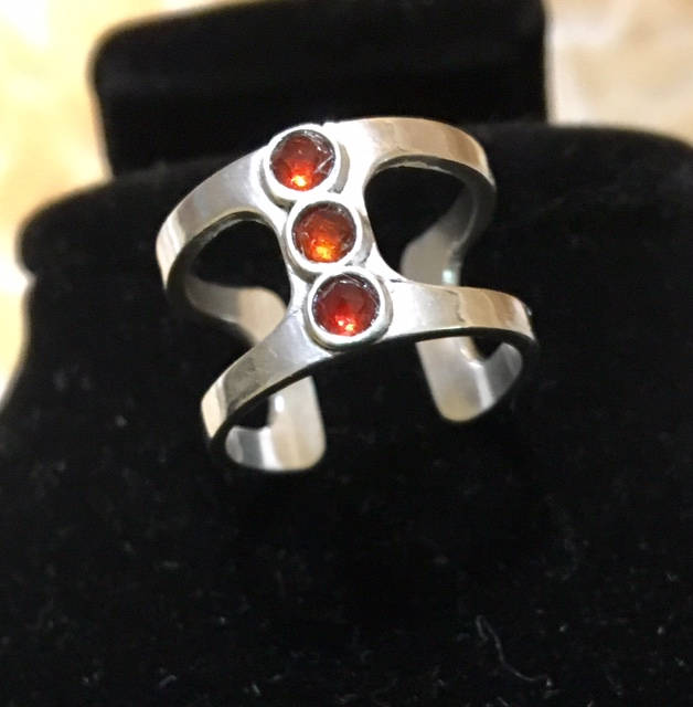 sterling Silber Granat Ring 975 von SandyNationJewelry