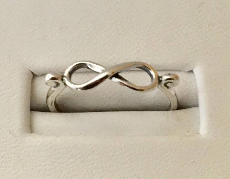 sterling Silber Infinity Ring 941 von SandyNationJewelry