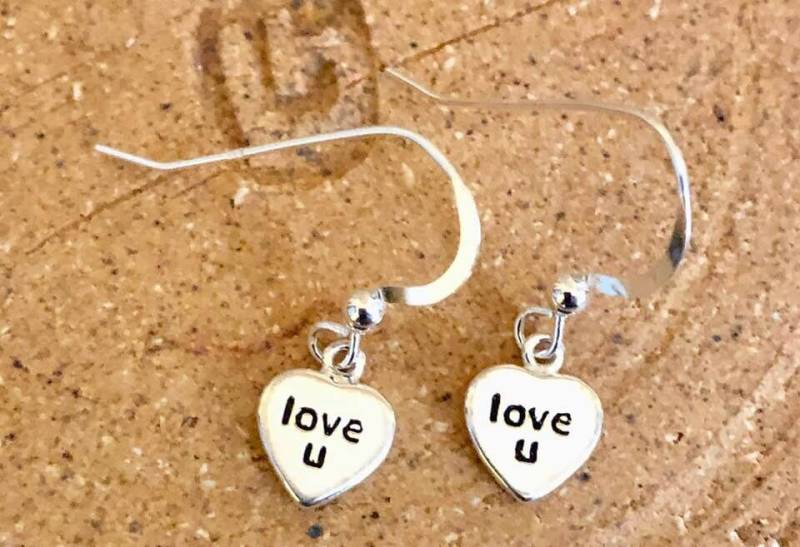 sterling Silber Love U Ohrringe 298 von SandyNationJewelry