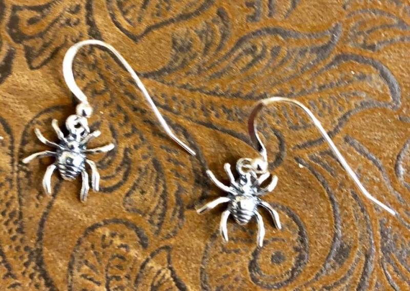 sterling Silber Spinnen Ohrringe 342 von SandyNationJewelry