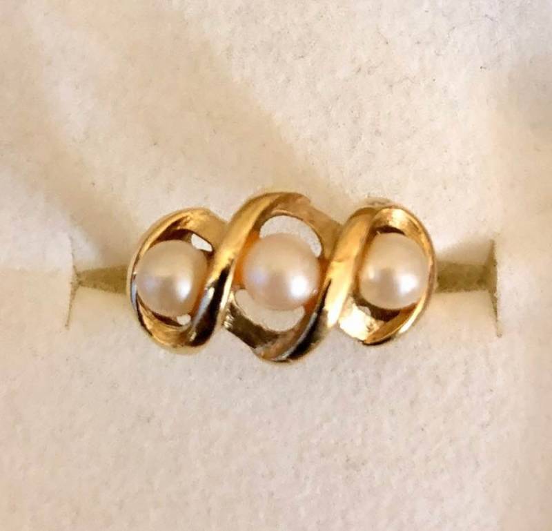 Vintage Avon Kunstperlen Ring von SandyNationVintage