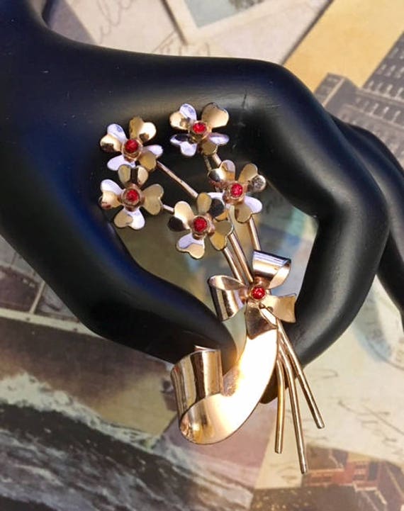 Vintage Coro Sterling Silber Gold Vermeil Rot Strass Blumen Brosche 365 von SandyNationVintage