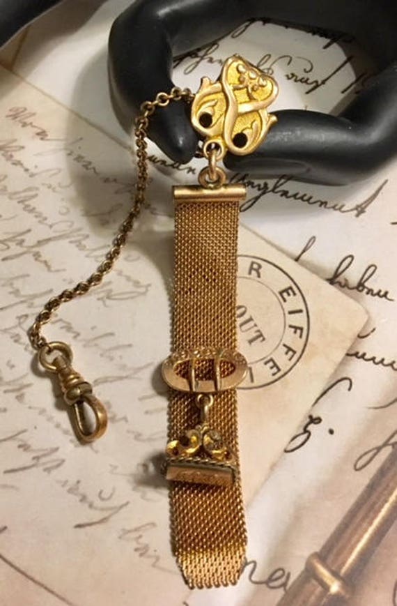 Vintage Gold Ton Mesh Verziert Und Graviert Taschenuhr Kette Fob 961 von SandyNationVintage