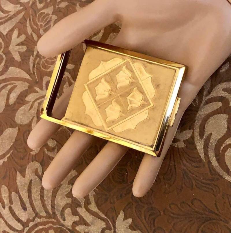 Vintage Richard Hudnut Tulpen Powder Compact 246 von SandyNationVintage