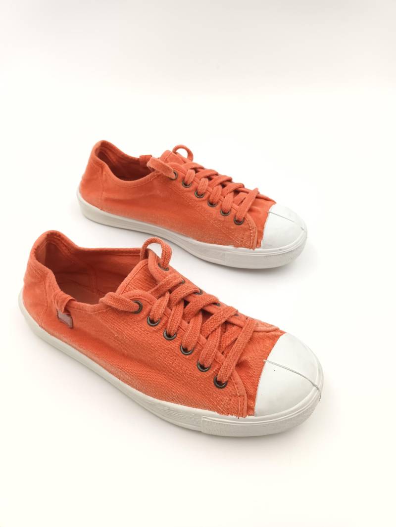 Orange Canvas Sneakers Für Kinder Retro-Schnürschuhe, Größe 34Eu Orange Canvas Sneakers Für Kinder Retro-Schnürschuhe, Größe 34Eu von SandyVintageBoutique