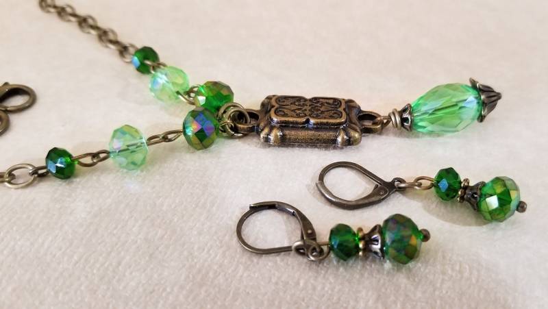 Art Deco Inspirierten Grünen Edelstein Halskette Und Ohrringe Set Art Deco Inspirierten Grünen Edelstein Halskette Und Ohrringe Set von SandysCraftCave