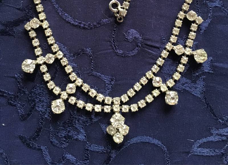 Jahrgang 15 1/2 Zoll Strass Halskette von SandysOneOfAKindShop