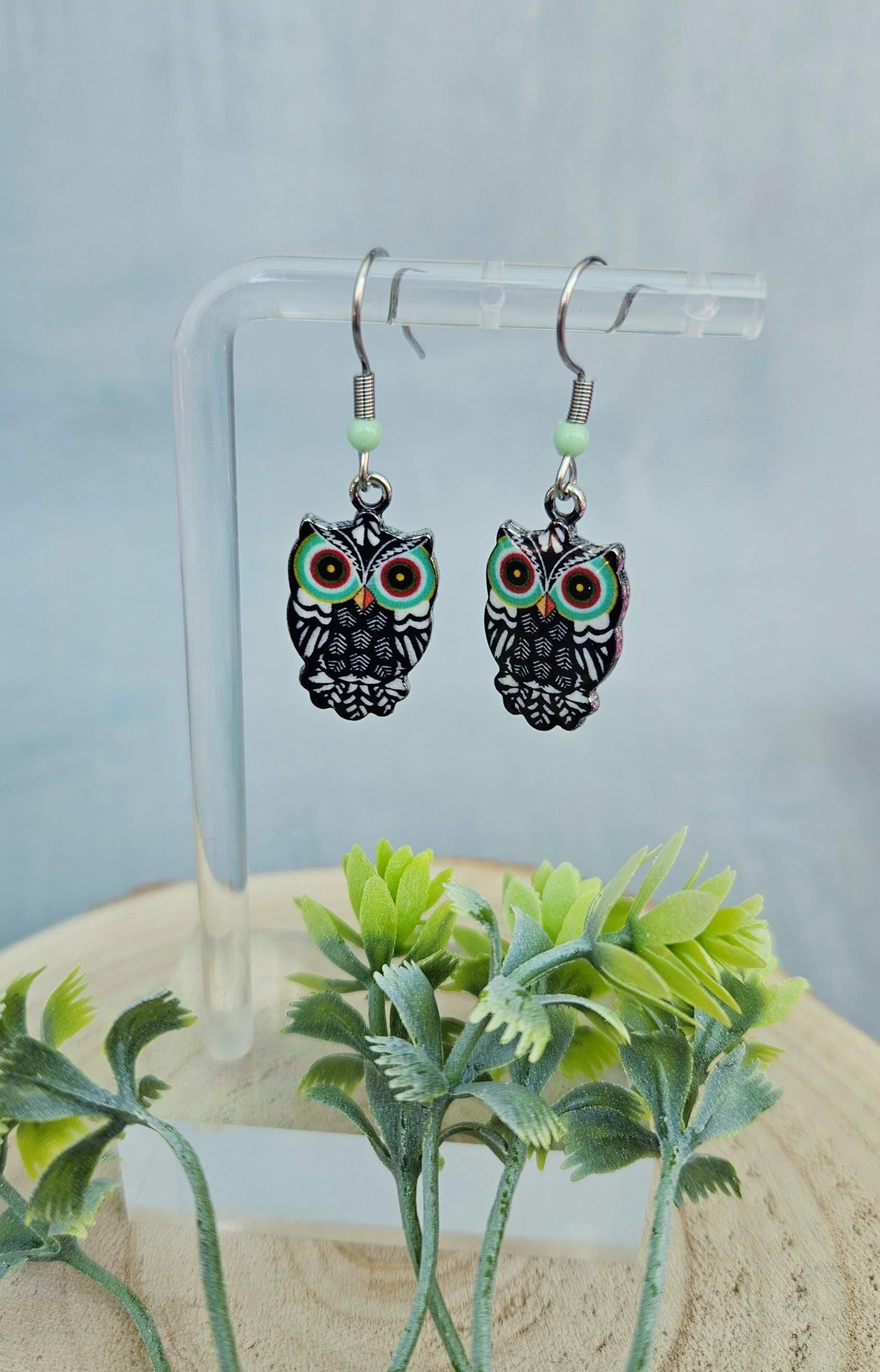Ohrringe Eule - Süße Ohrhänger Mit Eulenanhänger | Handgemachter Schmuck Geschenkidee Für Eulenfans Ohrringe Eule - Süße Ohrhänger Mit Eulenanhänger | Handgemachter Schmuck Geschenkidee Für Eulenfans von SandysWelt25