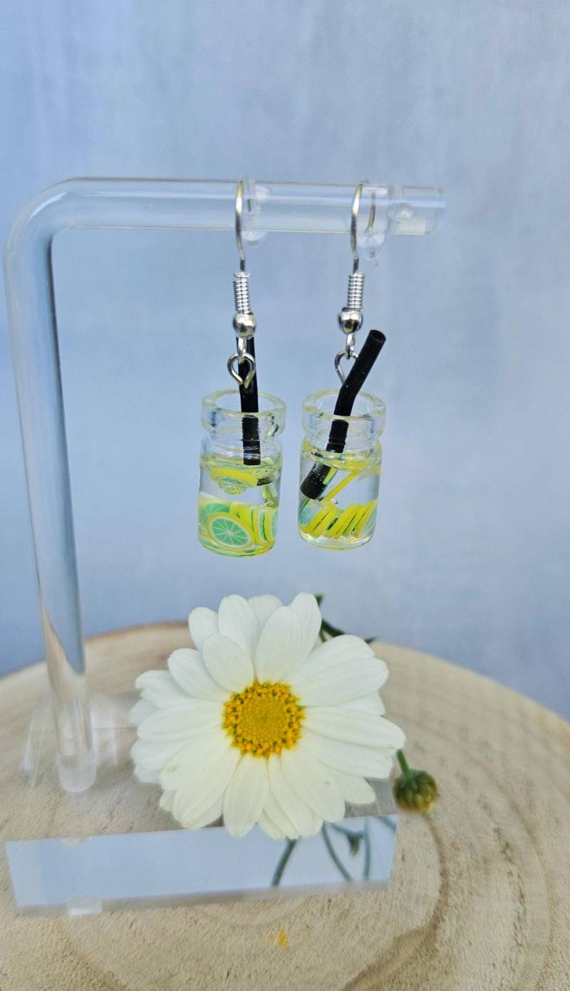 Ohrringe Infused Water Mit Limette - Witzige Ohrhänger Getränk /Glas Strohhalm/Party/Urlaub Ohrringe Infused Water Mit Limette - Witzige Ohrhänger Getränk /Glas Strohhalm/Party/Urlaub von SandysWelt25
