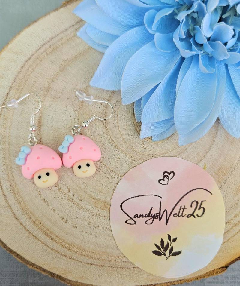 Süße Pilz Ohrringe Mit Gesicht | Kawaii Niedliche Statement Handmade Look Geschenkidee von SandysWelt25