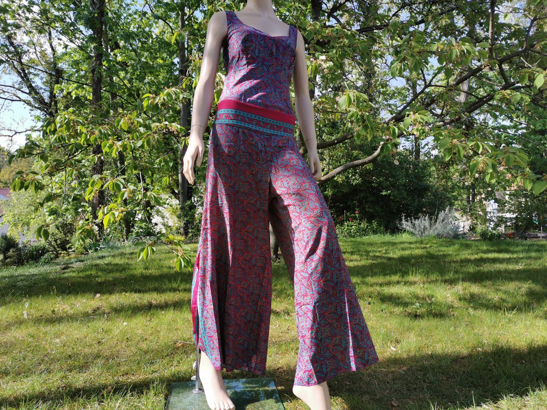 Sari Jumpsuit Overall Weites Bein Schlaghose Vegan Psy Goa Ethno Alternativmode Damen Sommer Pink Smaragd Grün Ibiza Hippie Boho Chic von SangmoLa
