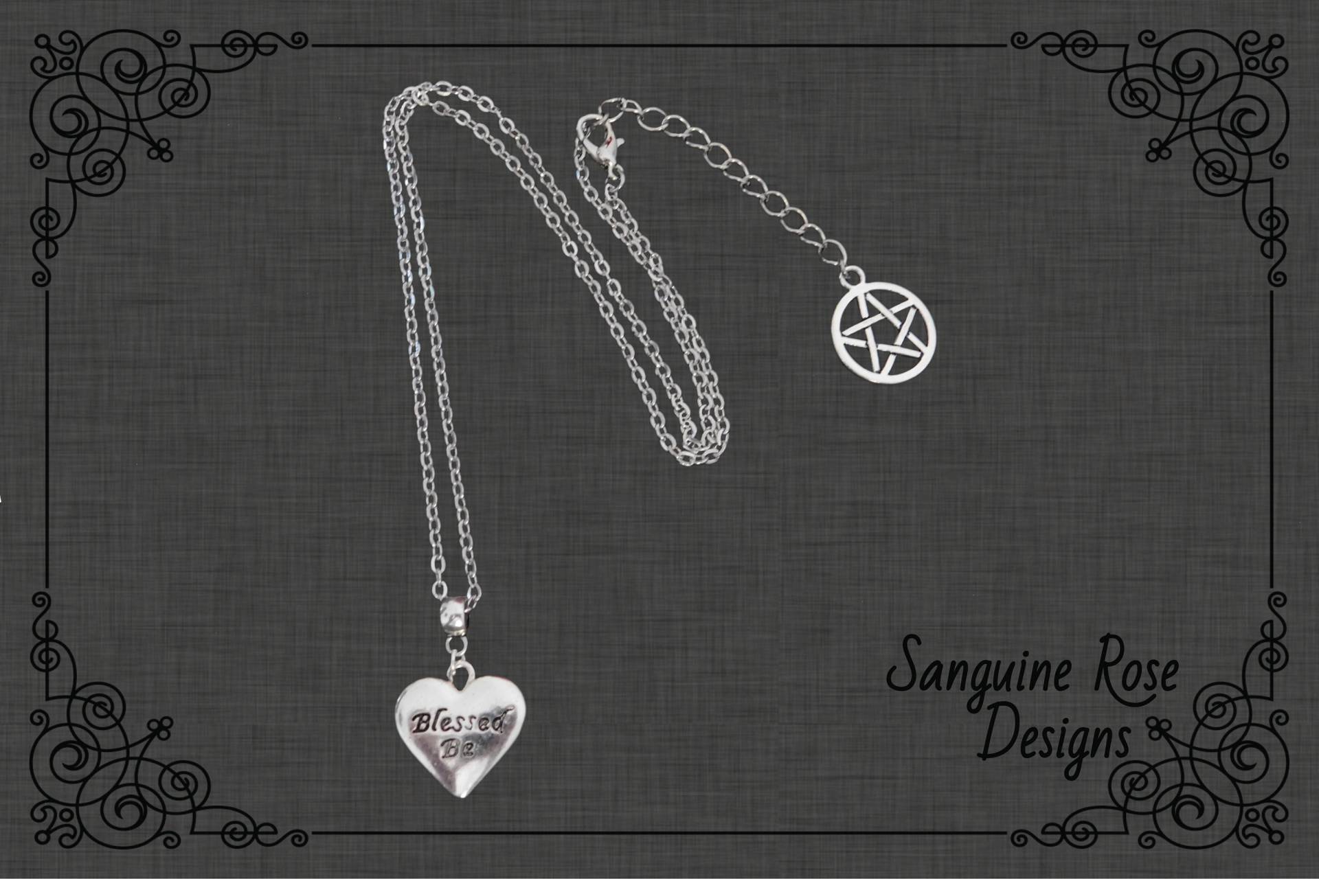 Gesegnet Sei Herz Anhänger | Wicca Pagan Halskette von SanguineRoseDesigns