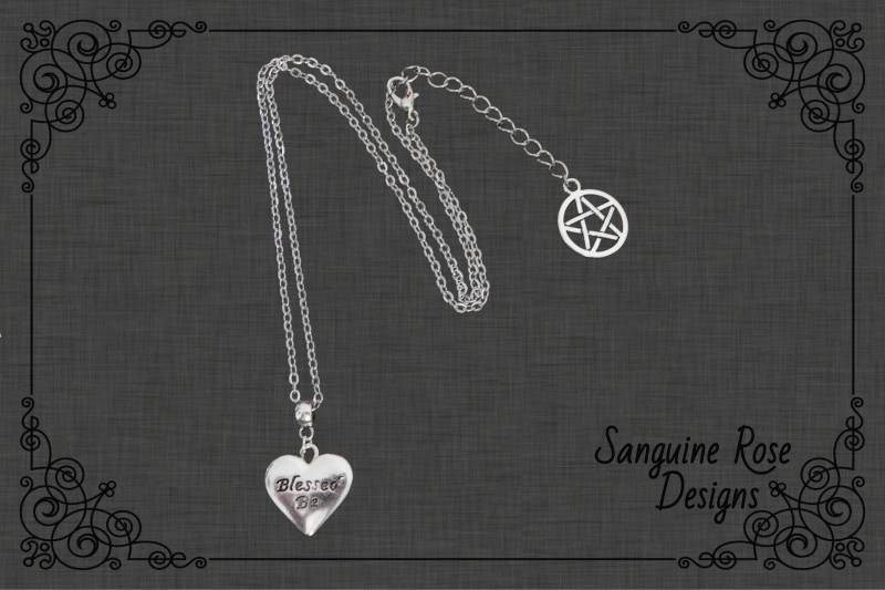 Gesegnet Sei Herz Anhänger | Wicca Pagan Halskette von SanguineRoseDesigns