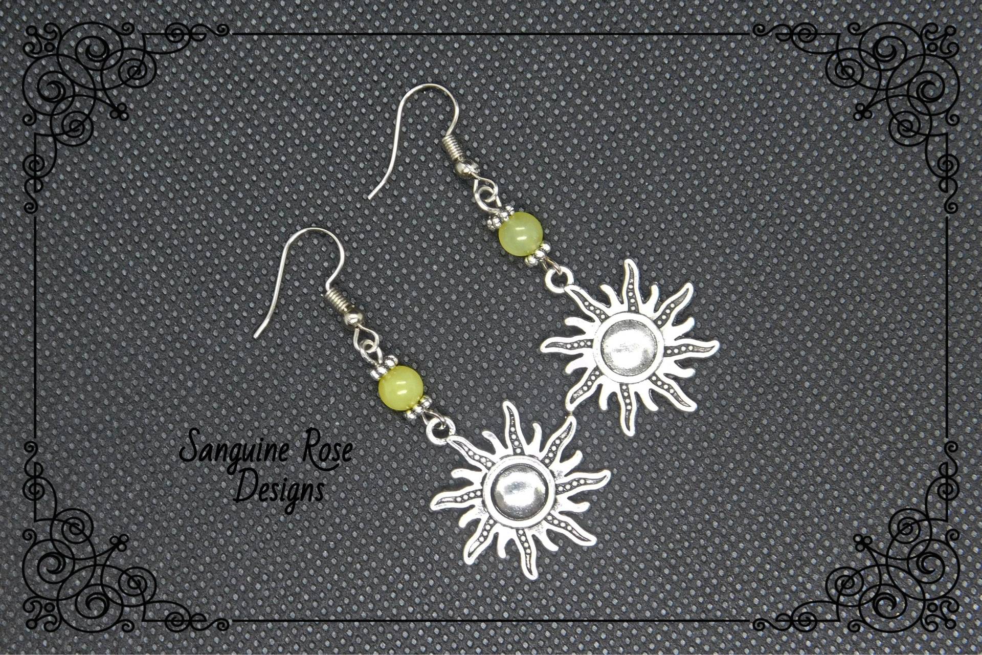 Serpentin Sonnen Ohrringe Pagan Wicca Festival Stil von SanguineRoseDesigns