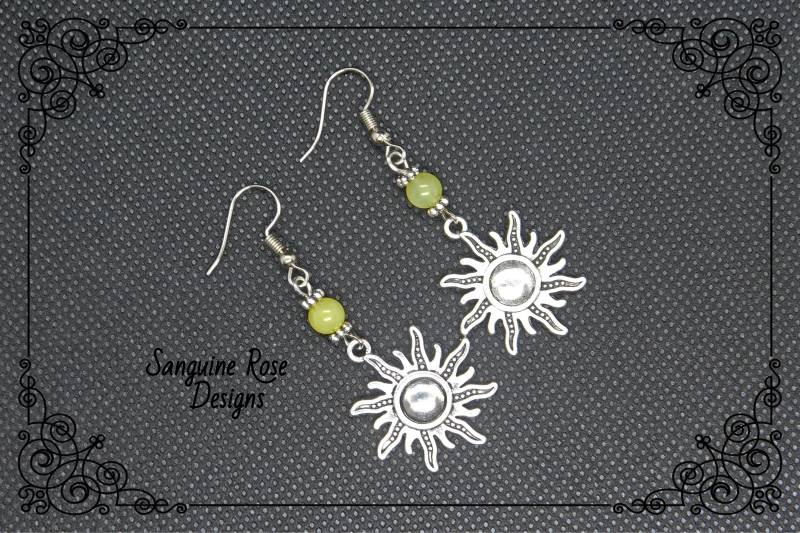 Serpentin Sonnen Ohrringe Pagan Wicca Festival Stil von SanguineRoseDesigns