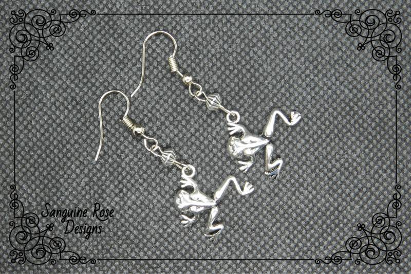 Silber Frosch Ohrringe, Clip Oder Frosch Ohrringe, Pagan Wicca Silberohrringe, Charm Ohrringe von SanguineRoseDesigns