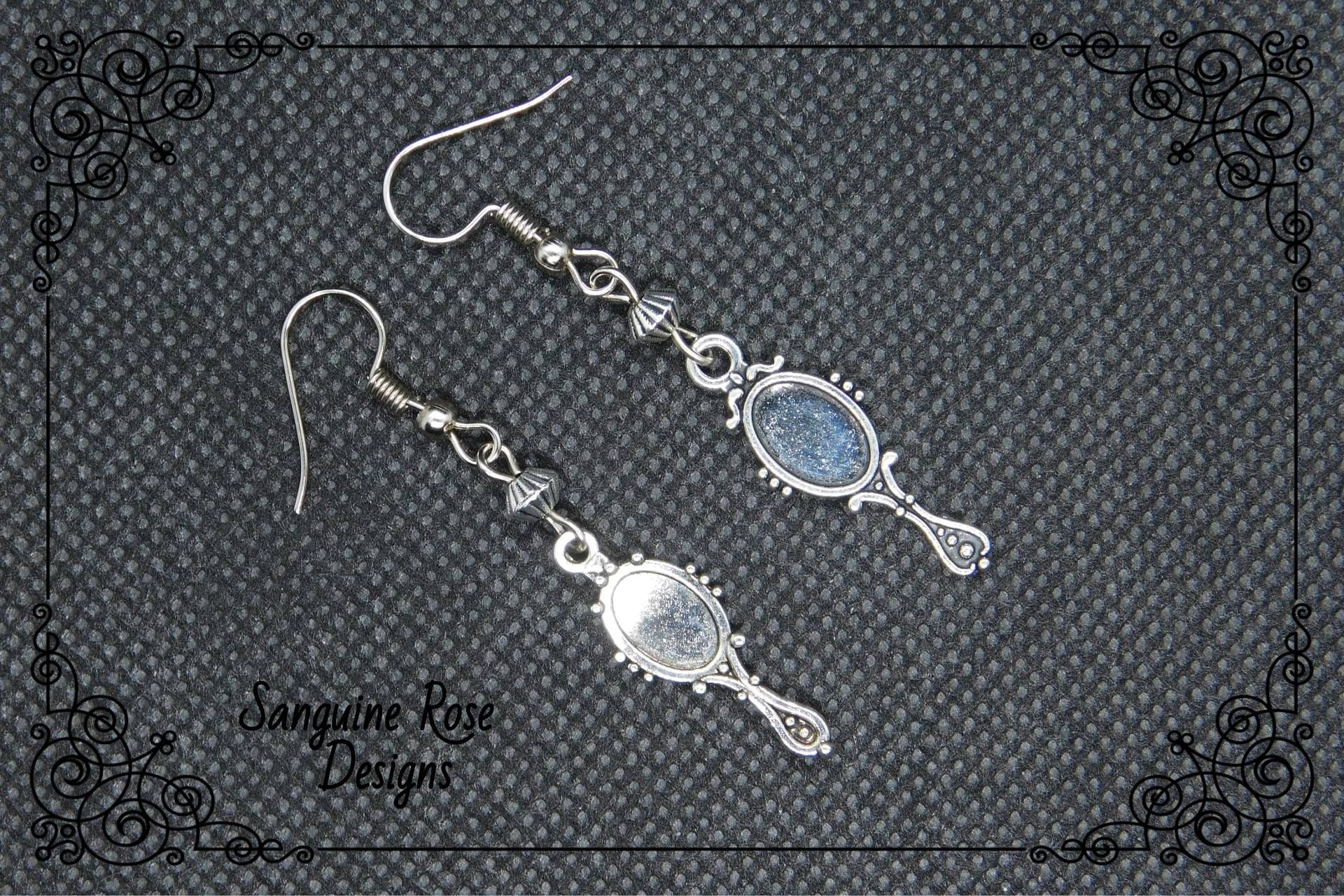 Such Glas Spiegel Ohrringe, Pagan Wicca Clip Auf Oder Ohrhänger, Hexe Ohrringe von SanguineRoseDesigns