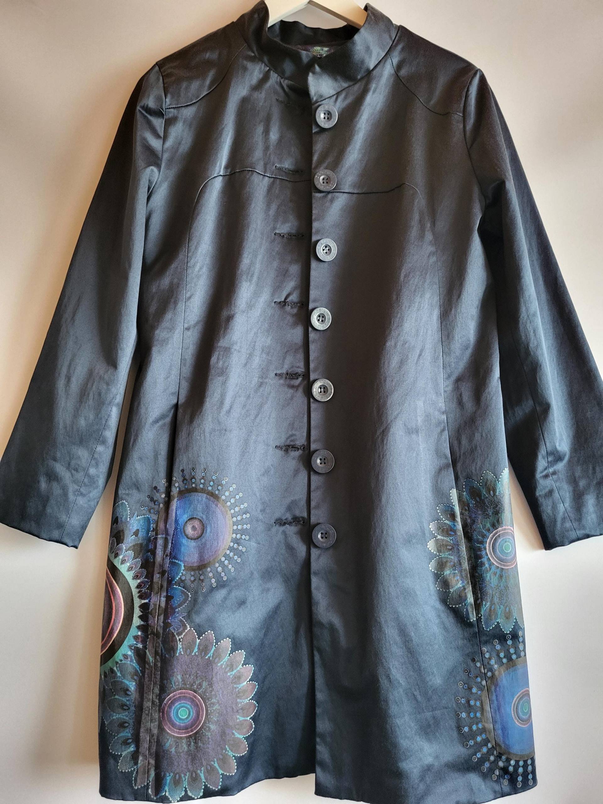 Vintage Damen Trenchcoat/Dunkelblauer Desigual Trench/Frühling Mantel/Knöpfe/Taschen/Lange Ärmel/Größe M von SanittasVintage