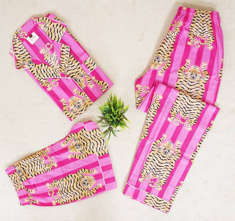 Tiger Print Baumwolle Pyjama Set Lounge Wear Pj Sets Kleid Für Damen von SanmatiExports