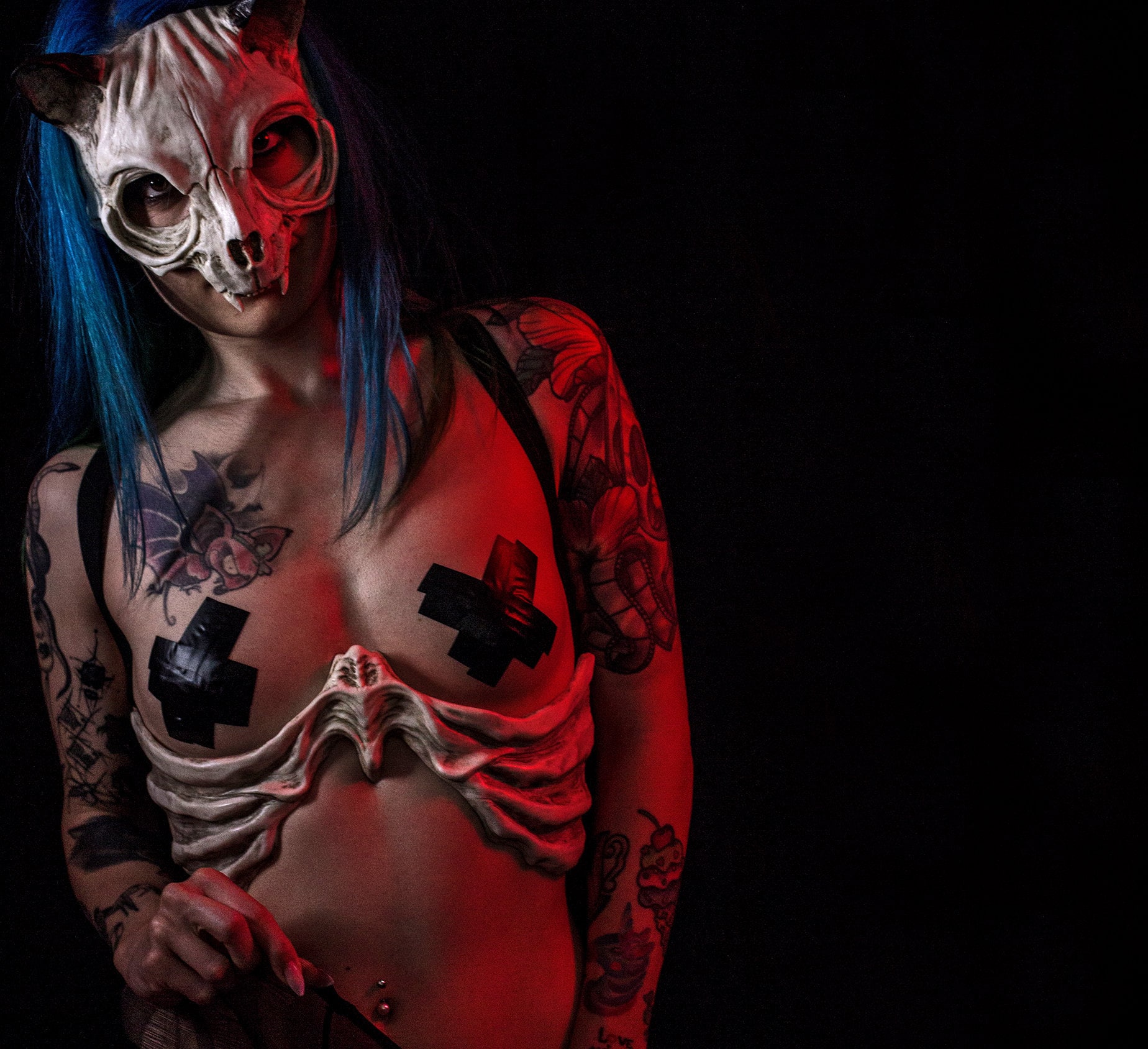 Spezielles Totenkopf-Katzen-Set - Maske + Korsett Spezielles Totenkopf-Katzen-Set - Maske + Korsett von SanseverinoFrancesco