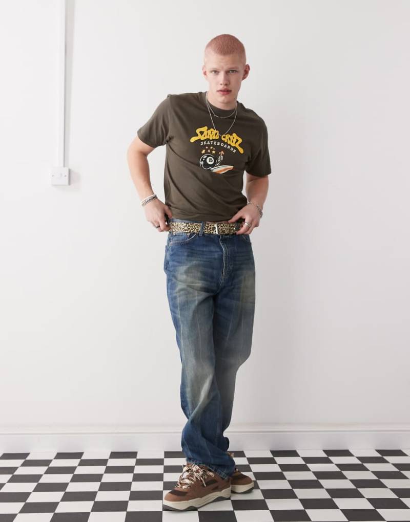 Santa Cruz - T-Shirt in Braun mit Surf-Logo von Santa Cruz