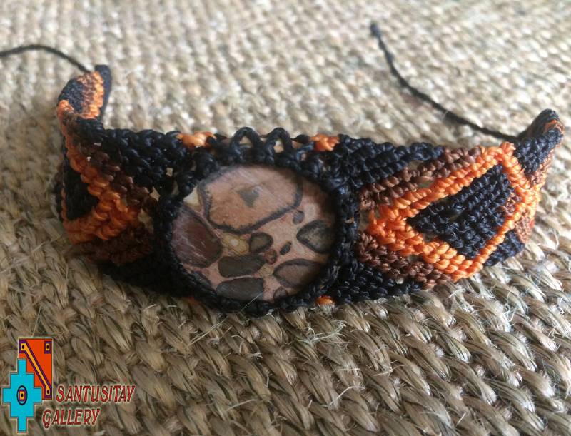 Handgefertigte Makramee Armband Mit Jaspis Stein Braun Orange Schwarz Geschenk Natürlichen Schmuck von Santusitay