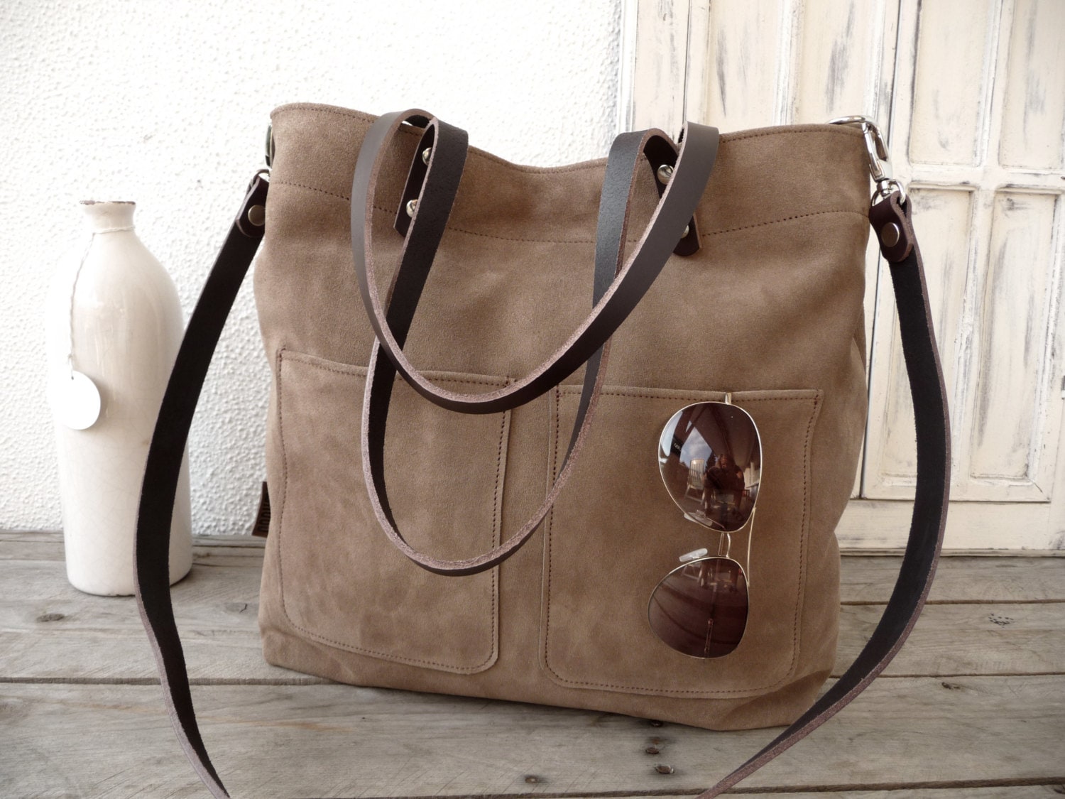 Velourledertasche, Große Veloursledertasche, Veloursledertasche Damen, Schultertasche Velours, Laptoptasche Eline - Topobraun von SanumiLeatherGoods