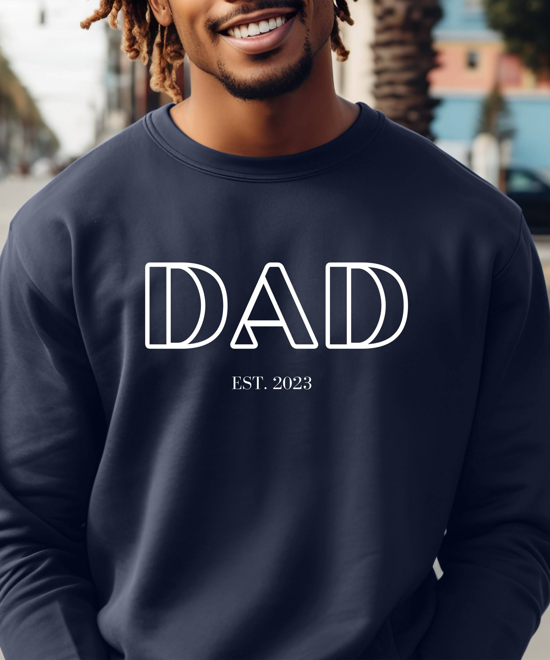 Dad Sweatshirt Mit Datum, Papa Shirt, Sweater Geschenk, Geschenk von SanyliciousDesigns