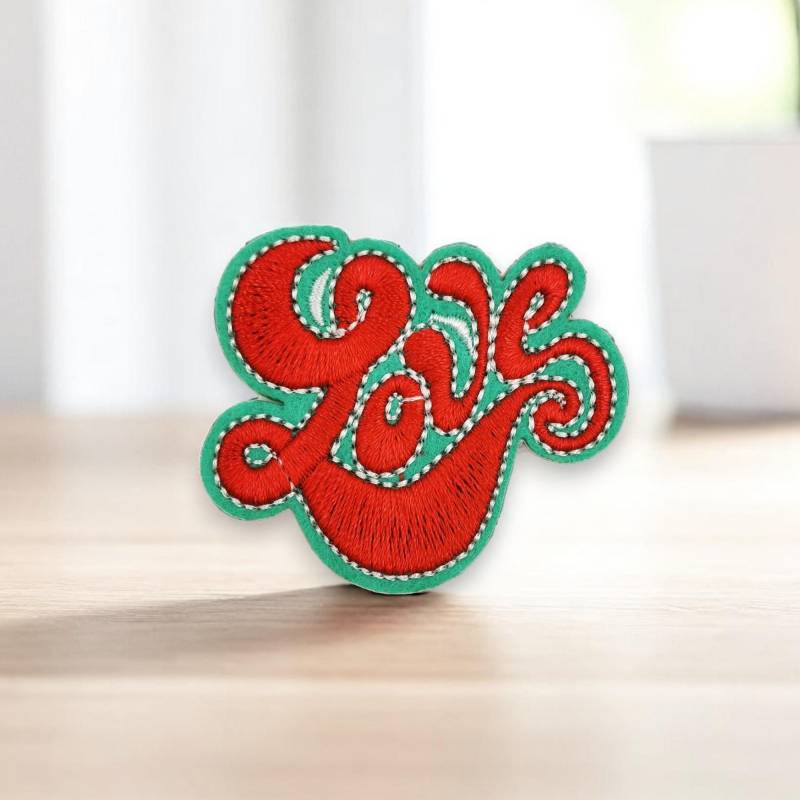 2 Gestickte Love Patches Im Seventies Style, Rot Und Grün - Vintage Bügelbilder von SaperlipopetteByLena