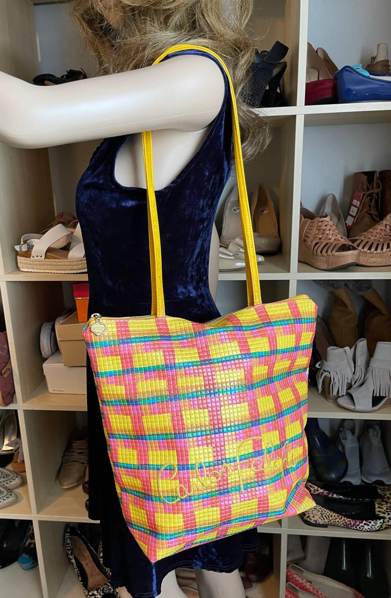 Carlos Falchi Circa 1980S Leder Color Block Gelb Pink Multi-Color Umhängetasche Rare Carlos Falchi Circa 1980S Leder Color Block Gelb Pink Multi-Color Umhängetasche Rare von SapphireBagLady