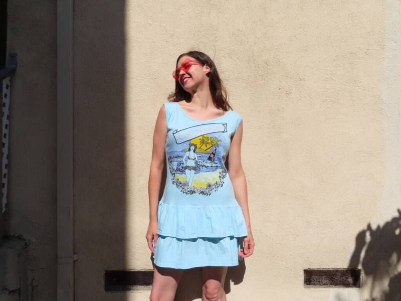 1980S Casablanca Kleid French Vintage Glittery Pastell Himmelblau Rüschen Ärmelloses Tank Minikleid Gr.m - Brustumfang 44 Zoll/34 Länge 1980S Casablanca Kleid French Vintage Glittery Pastell Himmelblau Rüschen Ärmelloses Tank Minikleid Gr.m - Brustumfang 44 Zoll/34 Länge von SaraLouiseVintage