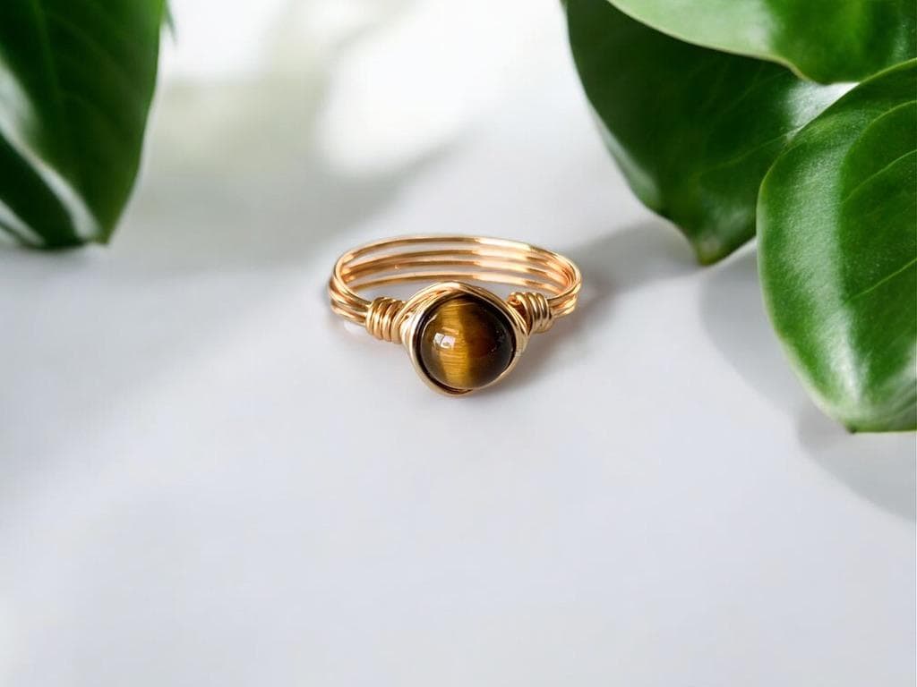 Tigerauge Ring - Draht Gewickelt Edelstein Statement in 14K Gold Filled Oder Sterling Silber Individuell Handgefertigter Schmuck Tigerauge Ring - Draht Gewickelt Edelstein Statement in 14K Gold Filled Oder Sterling Silber Individuell Handgefertigter Schmuck von SaraWeberJewelry