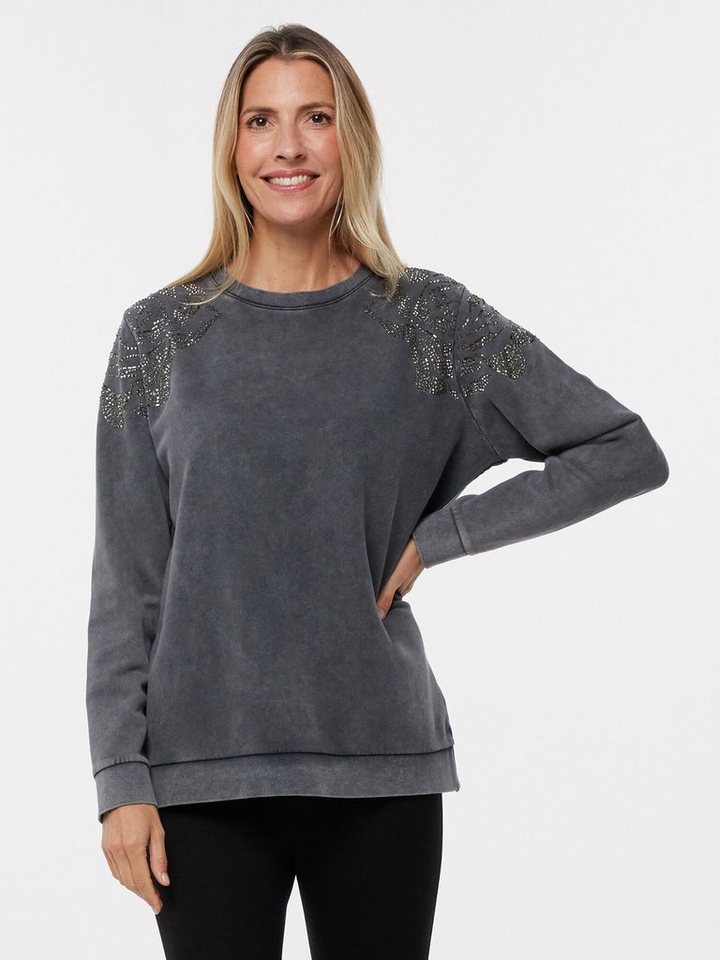 Sarah Kern Sweatshirt Langarmbluse figurumspielend mit edlen Ziernieten von Sarah Kern