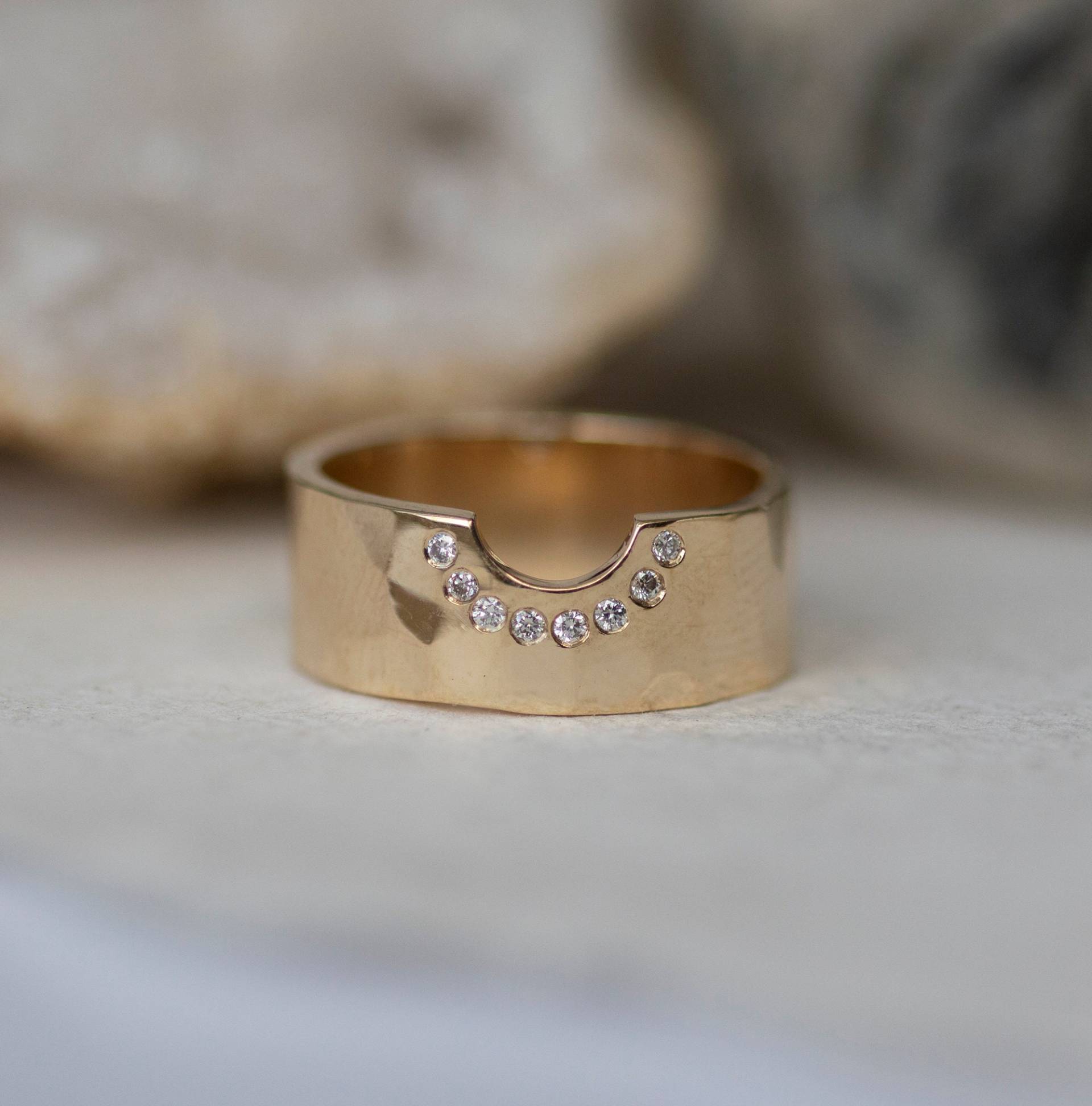 Diamant Nesting Ring - Gold Band Hochzeitsband Ehering Ausgestattet von SarahHickeyJewellery