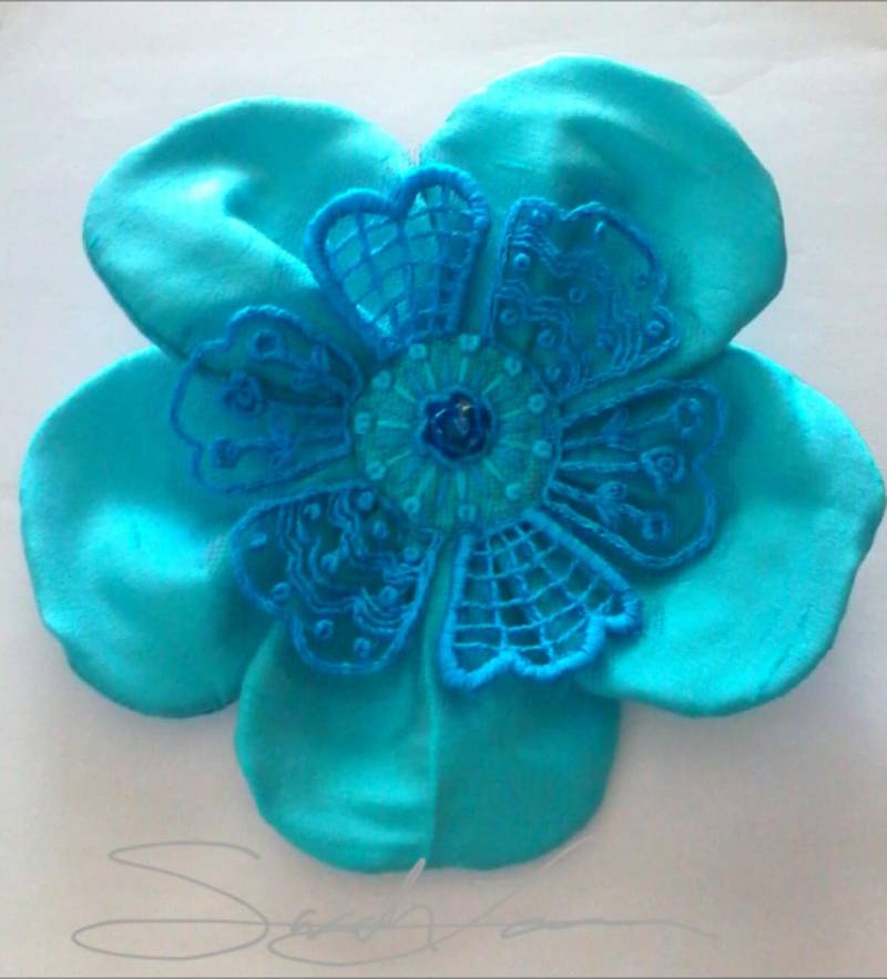 Brosche Pin Schmuck Teal Blau Stickerei Handarbeit Nadelkette Handstickerei Spitze Textil Hochzeit Frauen Geschenke Für Sie Brosche Pin Schmuck Teal Blau Stickerei Handarbeit Nadelkette Handstickerei Spitze Textil Hochzeit Frauen Geschenke Für Sie von SarahLamDesigns
