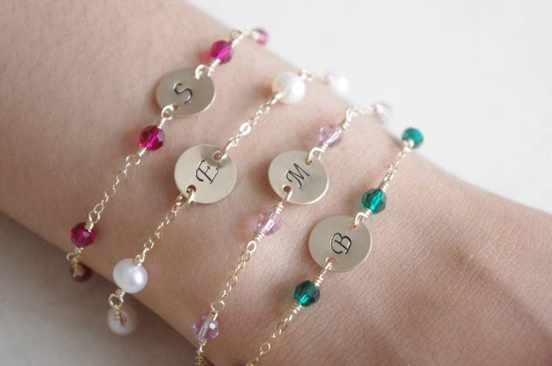 Initial Disc Birthstone Armband Gold Gefüllt Geschenke Für Mädchen von SarahOfSweden