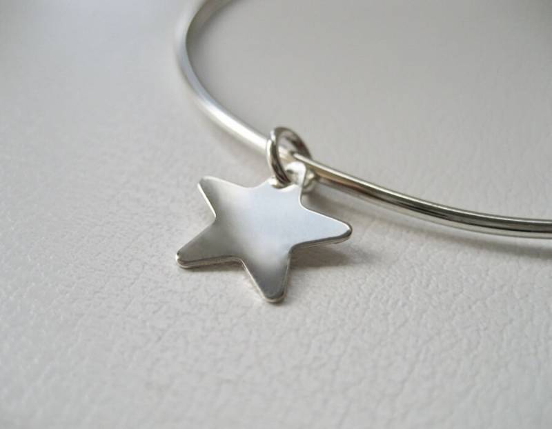 Sterling Silber Armreif Mit Stern Charm von SarahOfSweden
