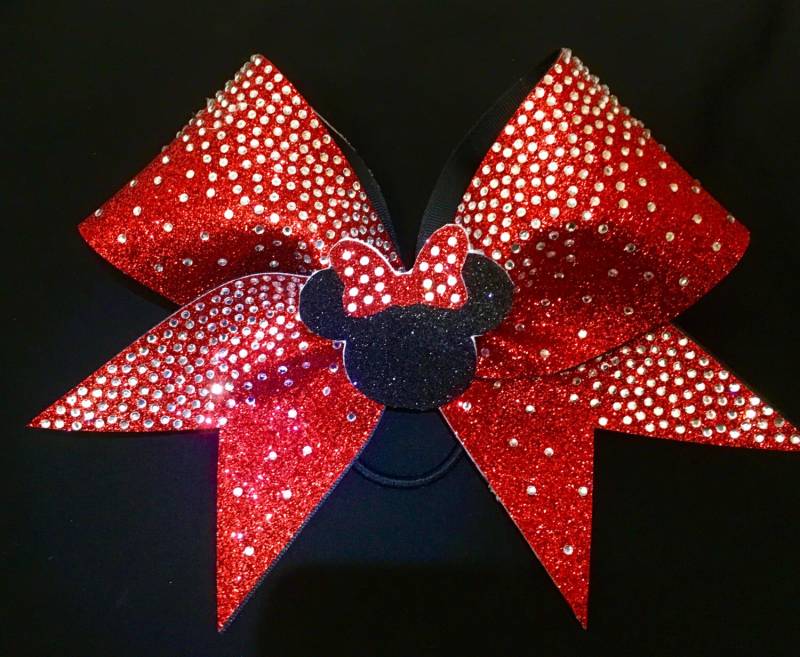 Zauberhafte Minnie Schleife Mit Steinen von SarahsCheerBows