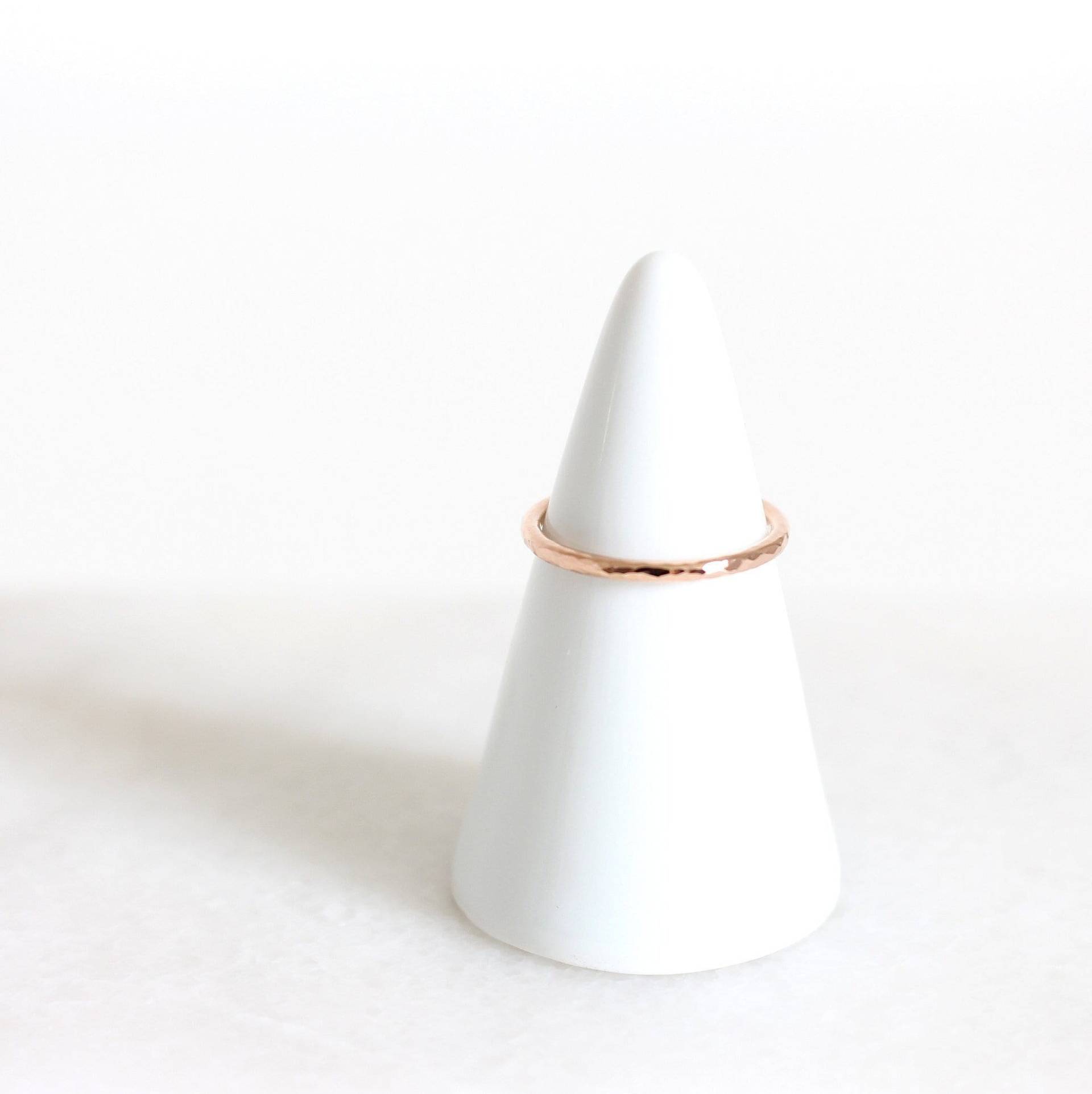 9 Karat, 14 Karat Oder 18 Massiv Recycled Gold 1, 5 Mm Ring 9K 14K 18K Gelb-, Rosé-, Weißgold Handgemacht Hochzeit, Stacking Midi Band von SaranaUK