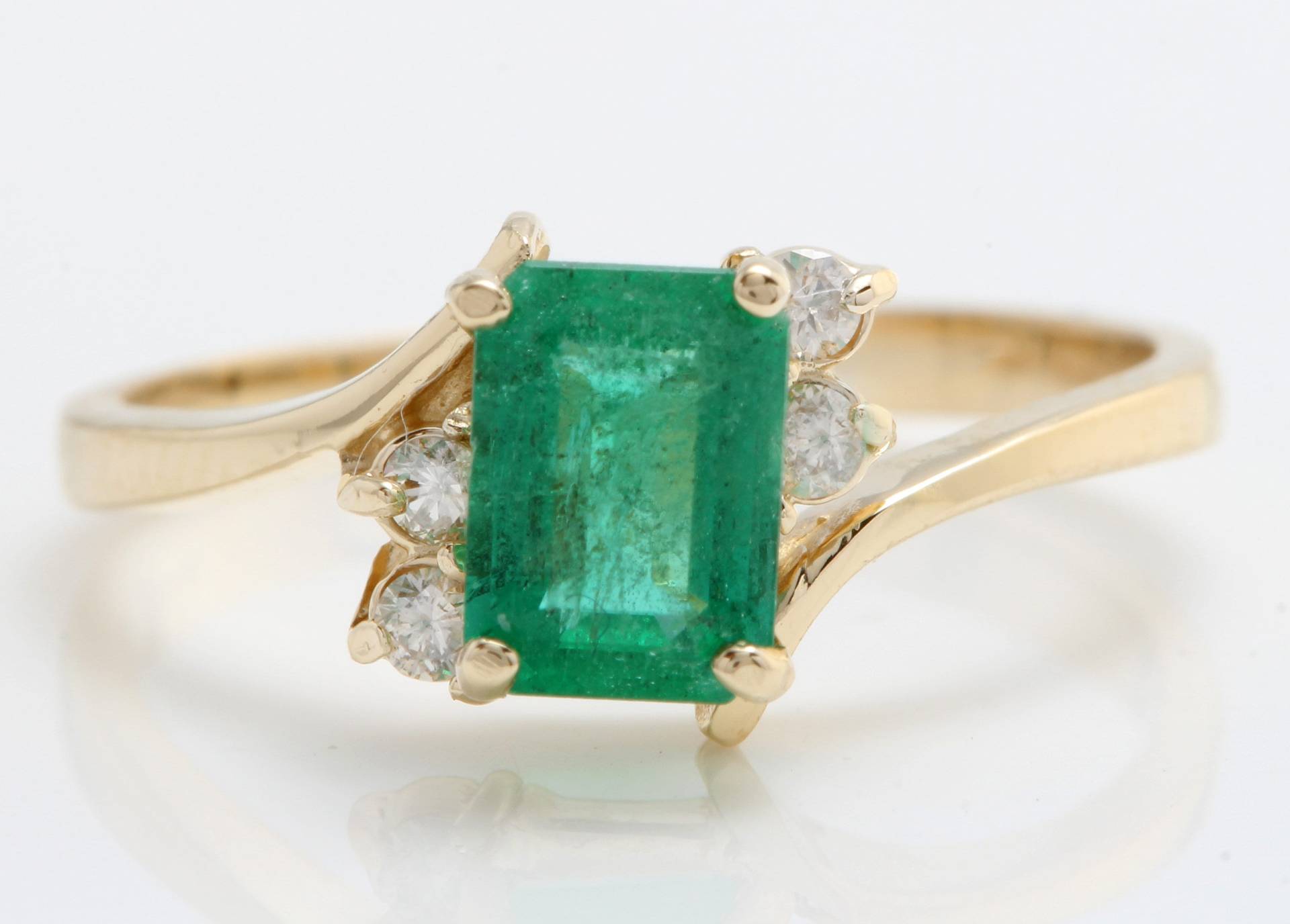 1.40 Karat Natürlicher Smaragd Und Diamanten in 14K Gelbgold-Frauenring von Saranied81
