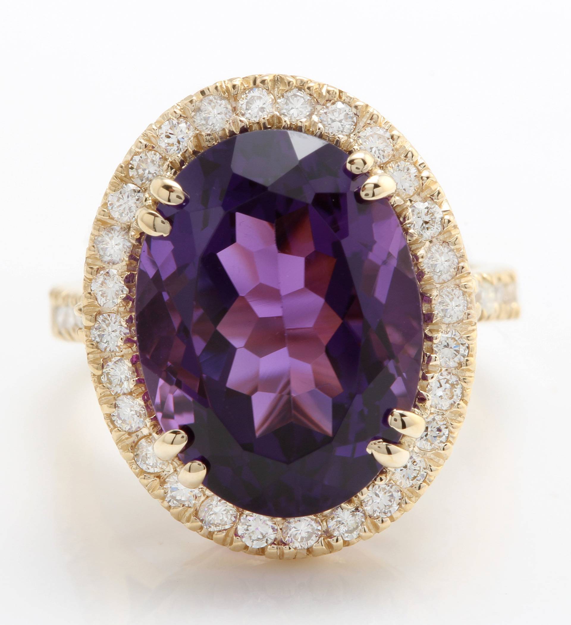 Ring Aus 11, 44 Karat Natürlichem Violettem Amethyst Und Diamanten in 14-Karätigem Gelbgold von Saranied81