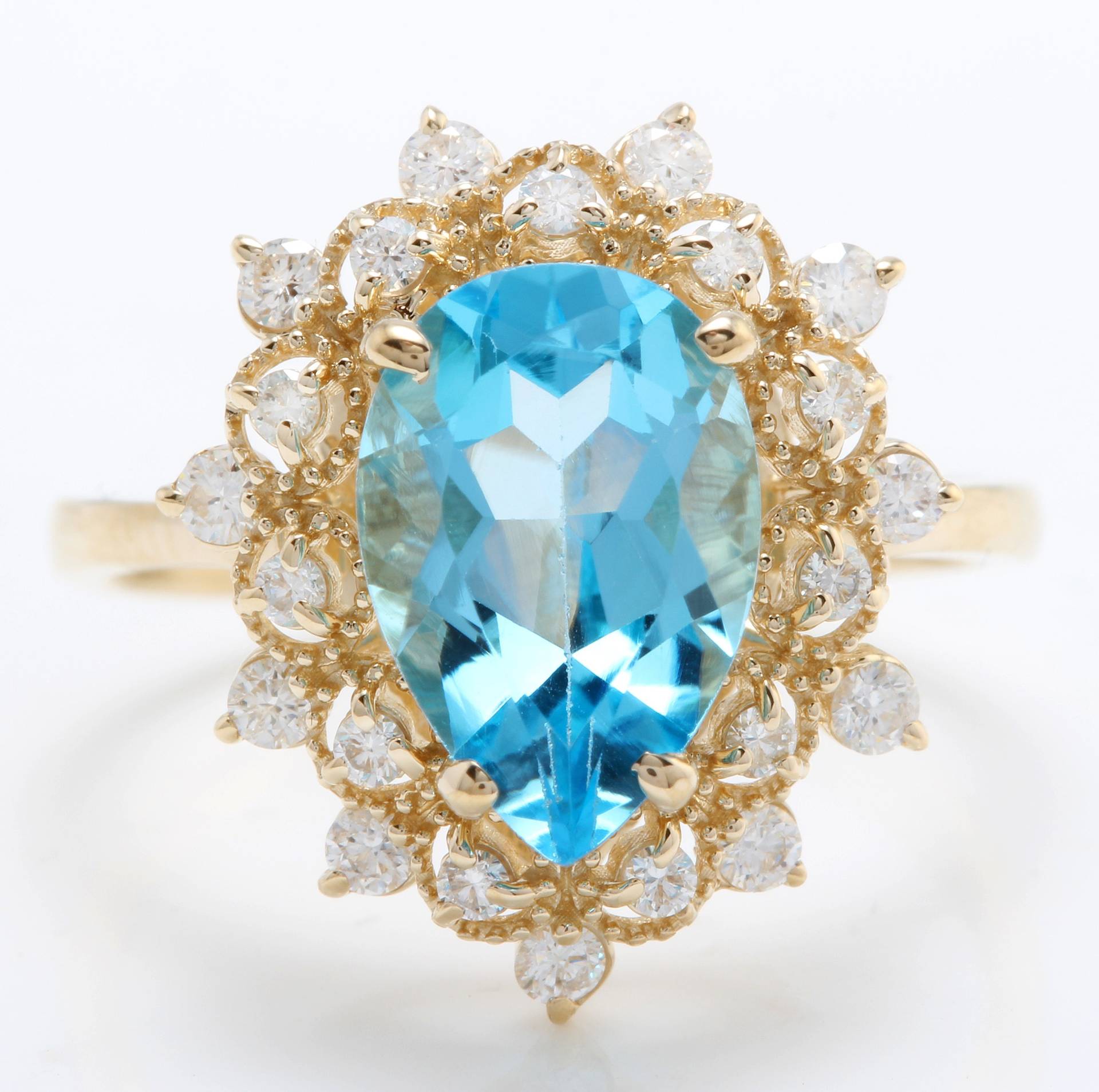 4.40 Karat Natürlicher Blauer Schweizer Topas Und Diamanten in 14K Massivem Gelbgold Ring von Saranied81
