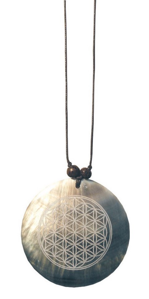 Saraswati Kette mit Anhänger Muschelschmuck mit Gravur "Blume des Lebens" Resin 6cm von Saraswati