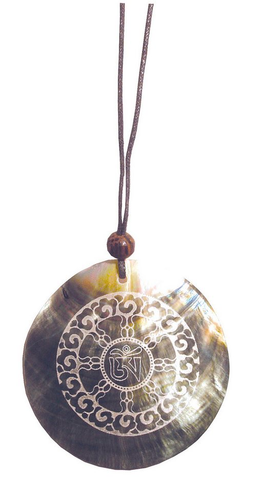 Saraswati Kette mit Anhänger Muschelschmuck mit Gravur "Dharma Chakra" 6cm von Saraswati