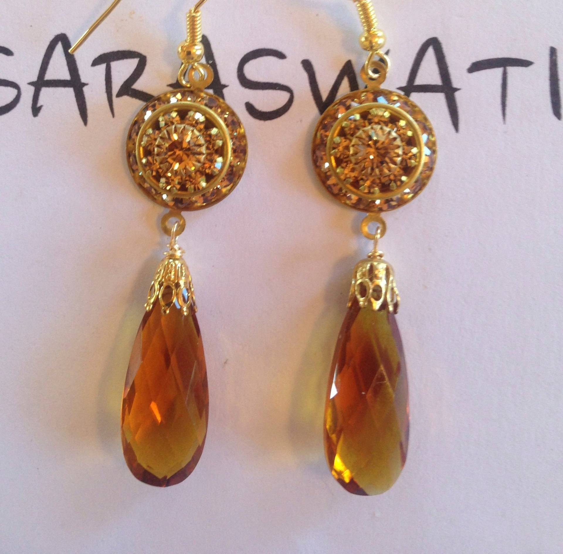 Swarovski Kristallohrringe. Aaa Madeira Color Quarz Tear Drops von SaraswatiBijoux