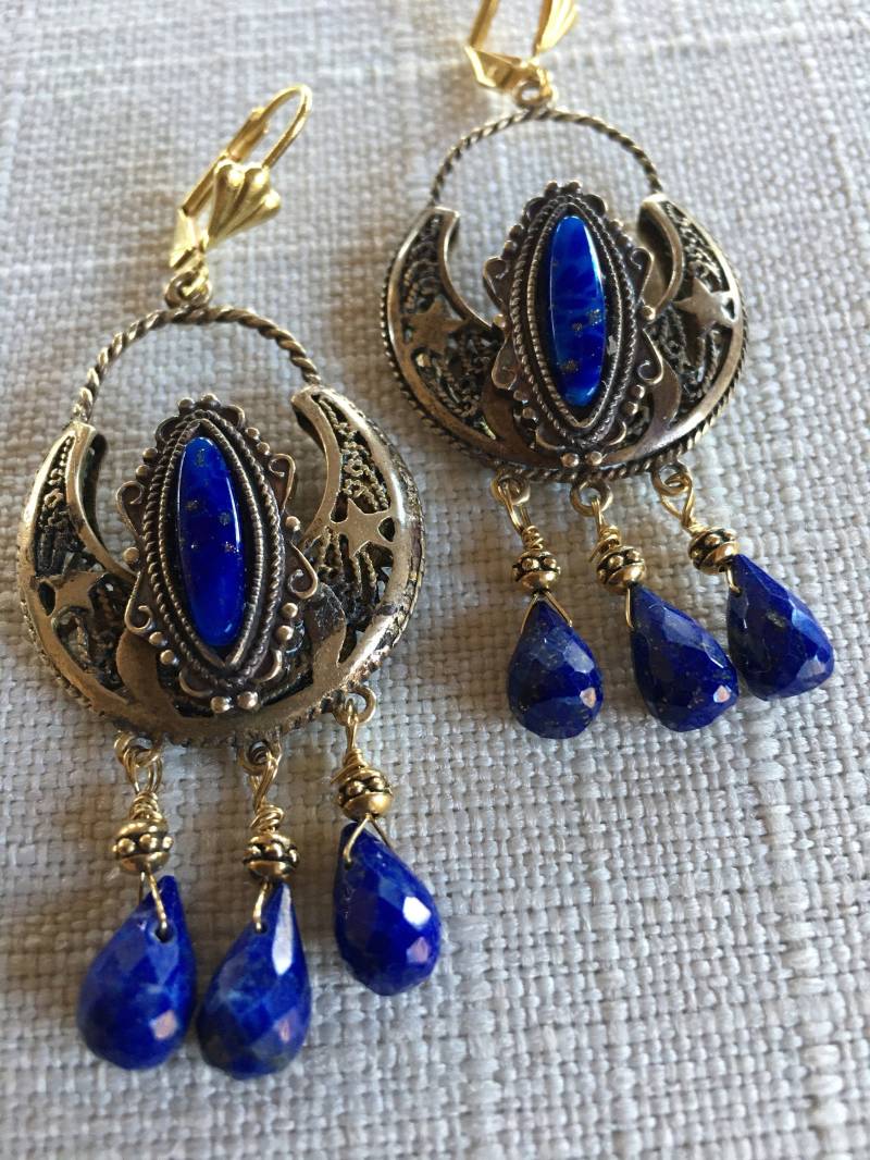 Vintage Messing Filigrane Lapis Glas Ohrringe. Echte Tropfen Ohrringe von SaraswatiBijoux