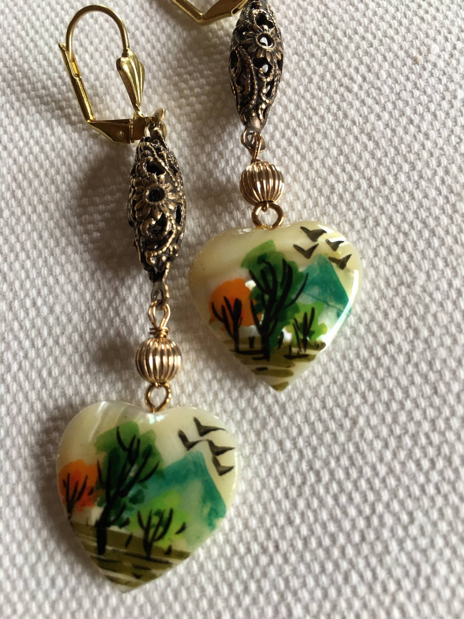 Vintage Perlmutt Herz Ohrringe von SaraswatiBijoux