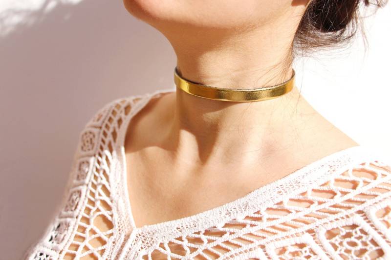 Geschenk Weihnachten Frau - Ras Gold 10 Mm Leder Halskrause Geschenk Weihnachten Frau - Ras Gold 10 Mm Leder Halskrause von Sarayana